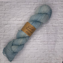 Load image into Gallery viewer, The Randall Hat x Botanical Fibres Hearty DK Knitting Kit