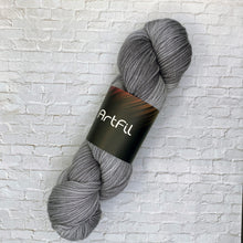 Load image into Gallery viewer, Artfil Sweater Worsted