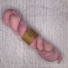 Load image into Gallery viewer, The Randall Hat x Botanical Fibres Hearty DK Knitting Kit