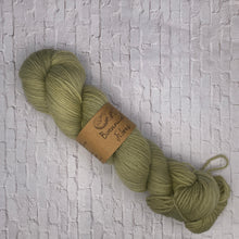 Load image into Gallery viewer, The Randall Hat x Botanical Fibres Hearty DK Knitting Kit