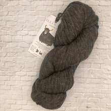 Load image into Gallery viewer, Illimani Santi II Bulky