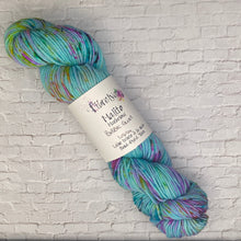 Load image into Gallery viewer, Fibrelya Malito Worsted