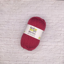 Load image into Gallery viewer, KnitCa Merino Worsted