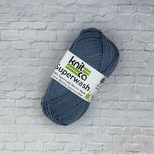 Load image into Gallery viewer, KnitCa Superwash Merino Worsted