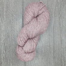 Load image into Gallery viewer, Illimani Santi II Bulky