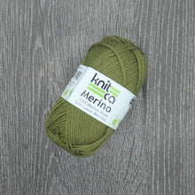 Load image into Gallery viewer, KnitCa Merino Worsted