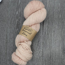 Load image into Gallery viewer, The Randall Hat x Botanical Fibres Hearty DK Knitting Kit