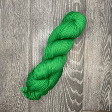 Load image into Gallery viewer, Estelle Worsted