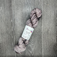 Load image into Gallery viewer, Fibrelya Malito Worsted