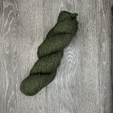 Load image into Gallery viewer, Estelle Worsted
