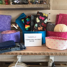 Load image into Gallery viewer, Foldable Fabric Yarn Bowl