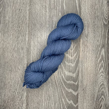 Load image into Gallery viewer, Estelle Worsted