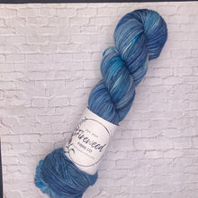 Load image into Gallery viewer, Fireweed Fibre Cottonwood DK
