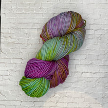 Load image into Gallery viewer, Matchbox Yarn - Worsted Merino
