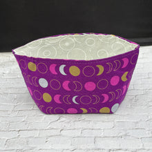Load image into Gallery viewer, Foldable Fabric Yarn Bowl
