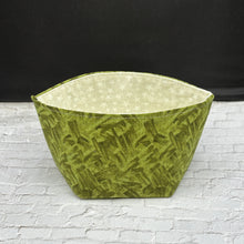 Load image into Gallery viewer, Foldable Fabric Yarn Bowl
