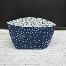 Load image into Gallery viewer, Foldable Fabric Yarn Bowl
