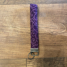 Load image into Gallery viewer, Key Fob Straps
