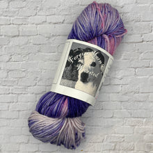 Load image into Gallery viewer, Fergus Yarn 🇨🇦🧶

