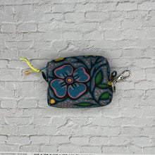 Load image into Gallery viewer, AirPods / Stitch Marker Zipper Pouch
