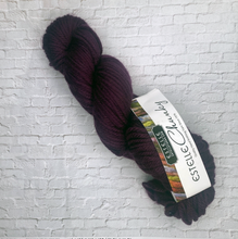 Load image into Gallery viewer, Estelle Chunky
